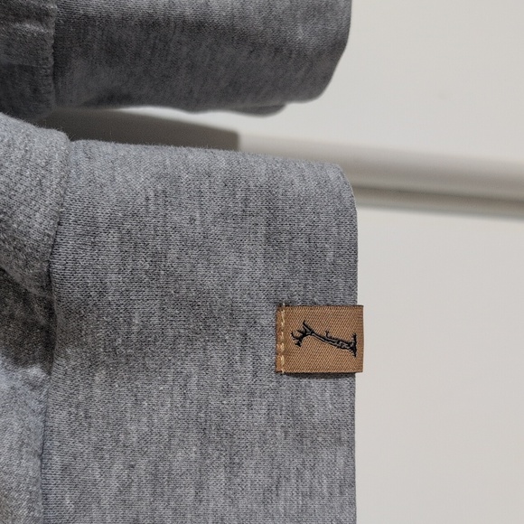 Namibwear Women's Sweater Size Medium - Picture 4 of 9